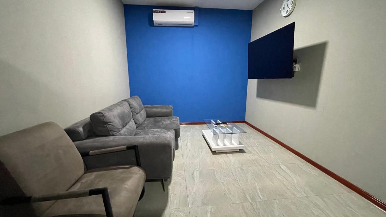 Pavema Apartments باراماريبو المظهر الخارجي الصورة