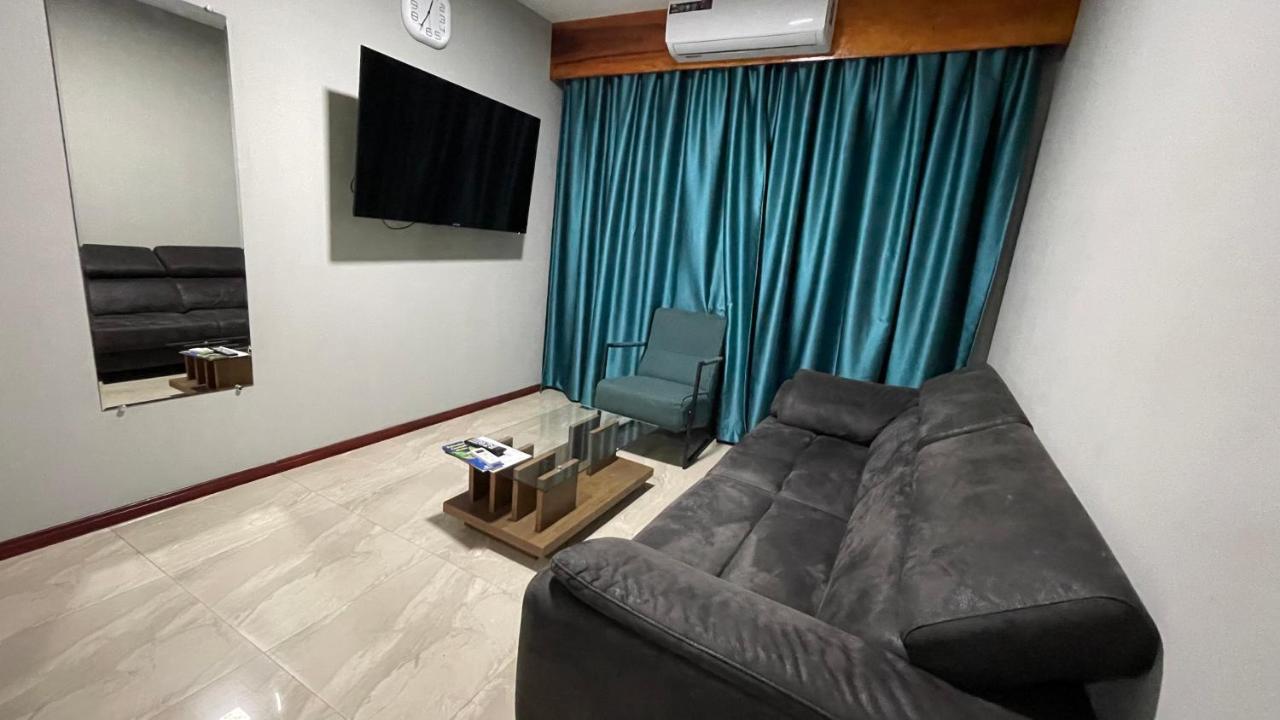 Pavema Apartments باراماريبو المظهر الخارجي الصورة