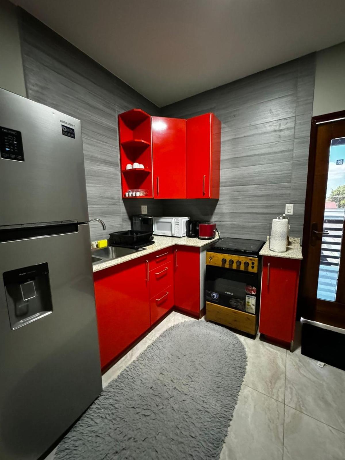 Pavema Apartments باراماريبو المظهر الخارجي الصورة